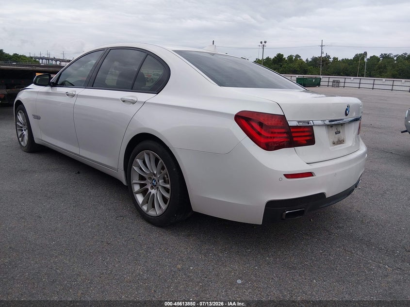 2014 BMW 740I auction photo 3