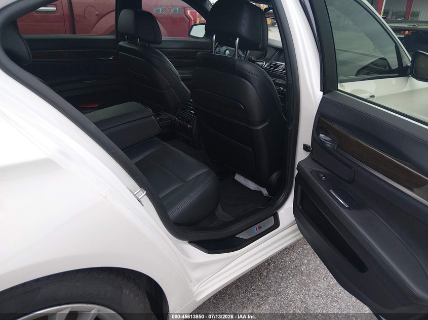 2014 BMW 740I auction photo 8