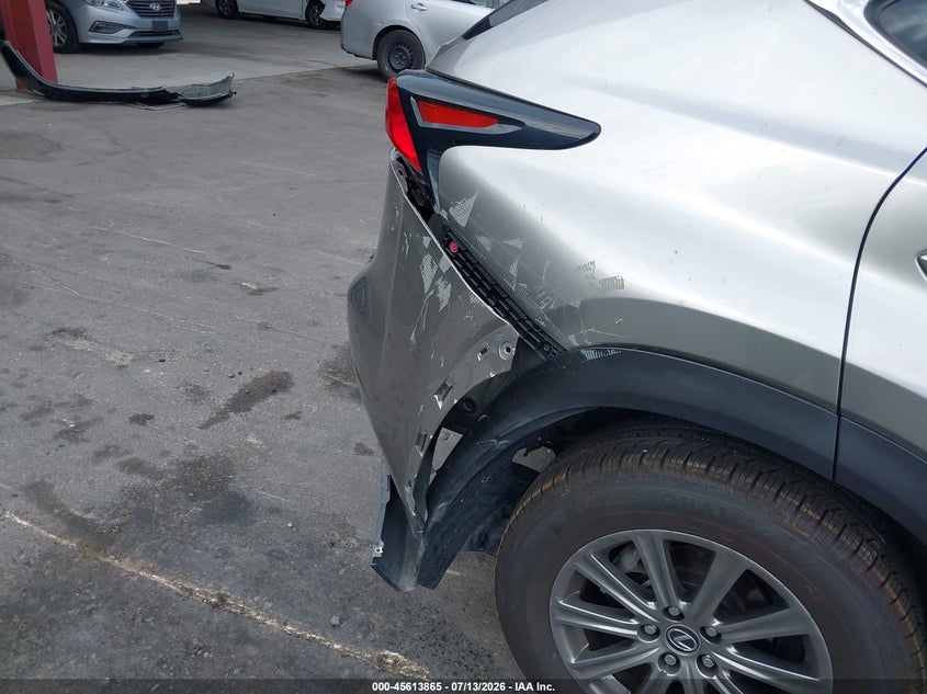 2019 LEXUS NX 300H auction photo 6