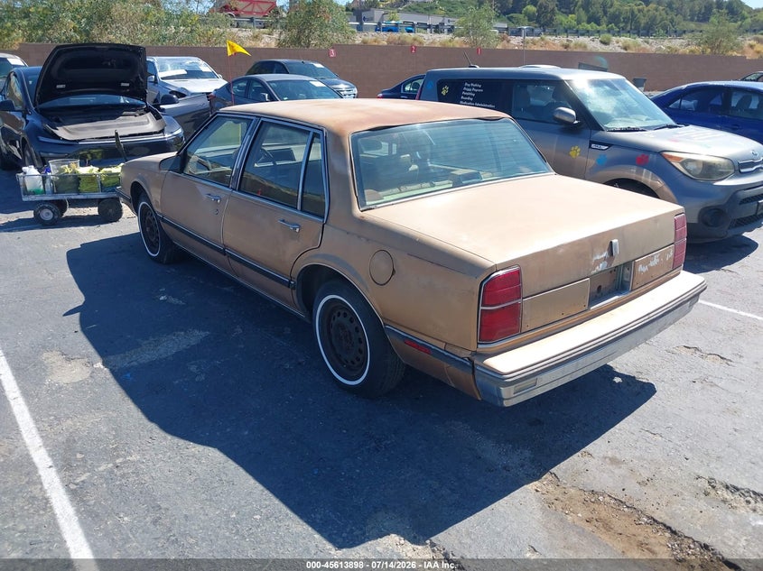 1989 OLDSMOBILE DELTA 88 auction photo 3