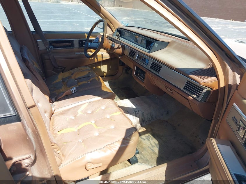 1989 OLDSMOBILE DELTA 88 auction photo 5