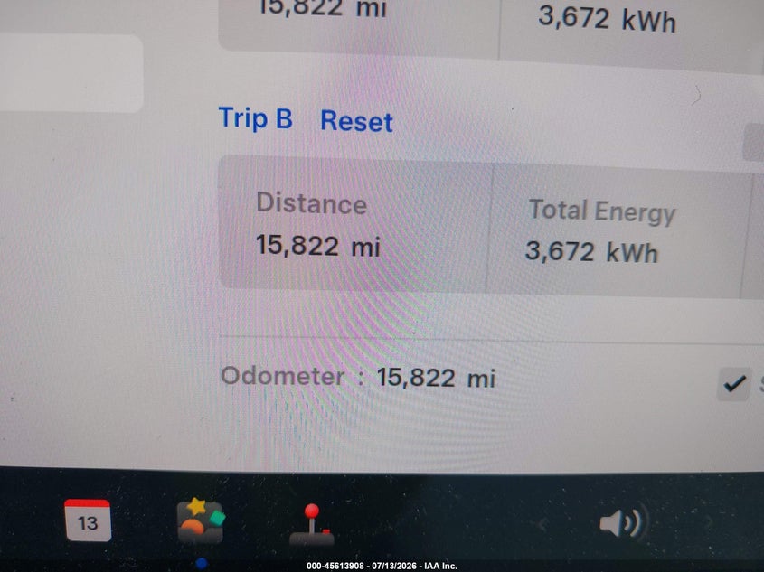 TESLA MODEL Y 2024 VIN 7SAYGDED1RF011396