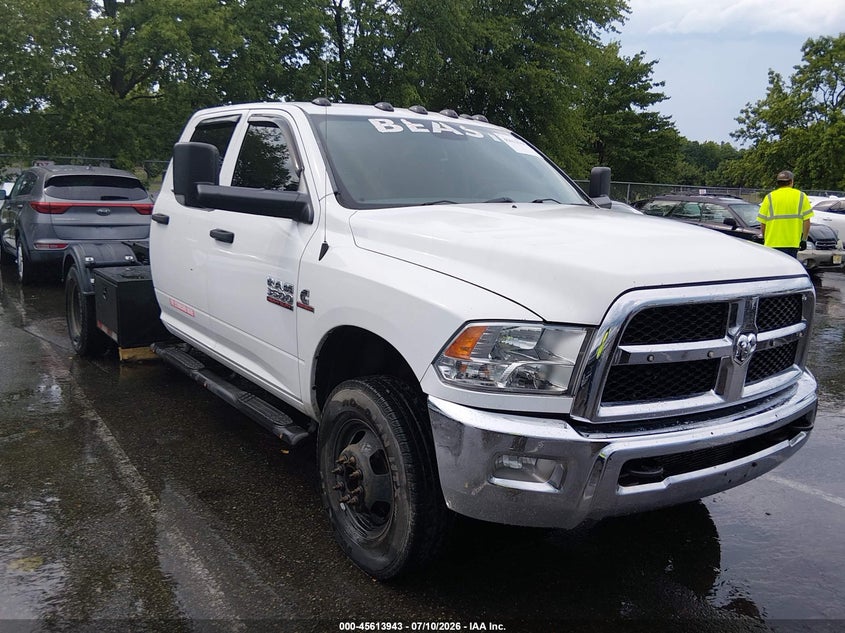 2017 RAM 3500 CHASSIS auction photo 1
