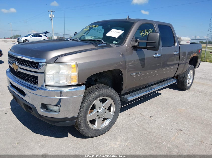 2011 CHEVROLET SILVERADO 2500HD auction photo 2