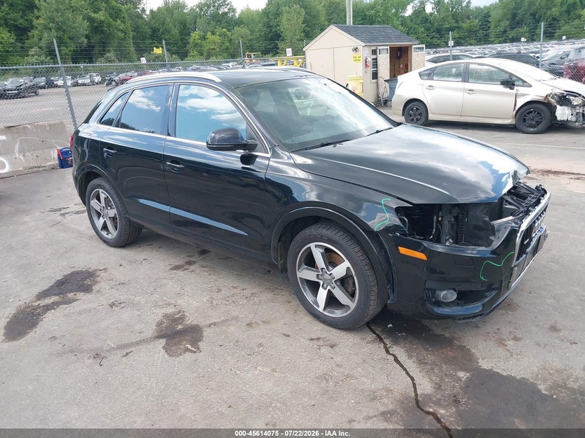 Vin: wa1gfcfs9fr007826, lot: 46112525, audi q3 2.0t premium plus 2015 img_1