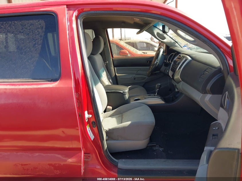 2012 TOYOTA TACOMA auction photo 5