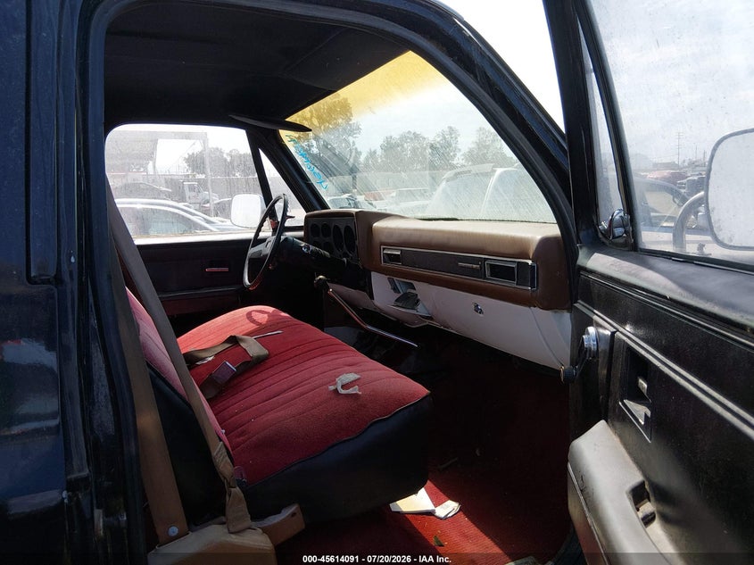 1990 CHEVROLET R3500 auction photo 5