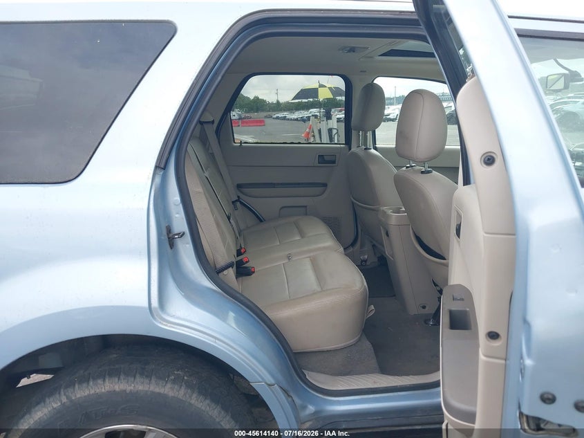 AtlanticExpress - Ford Escape Hybrid