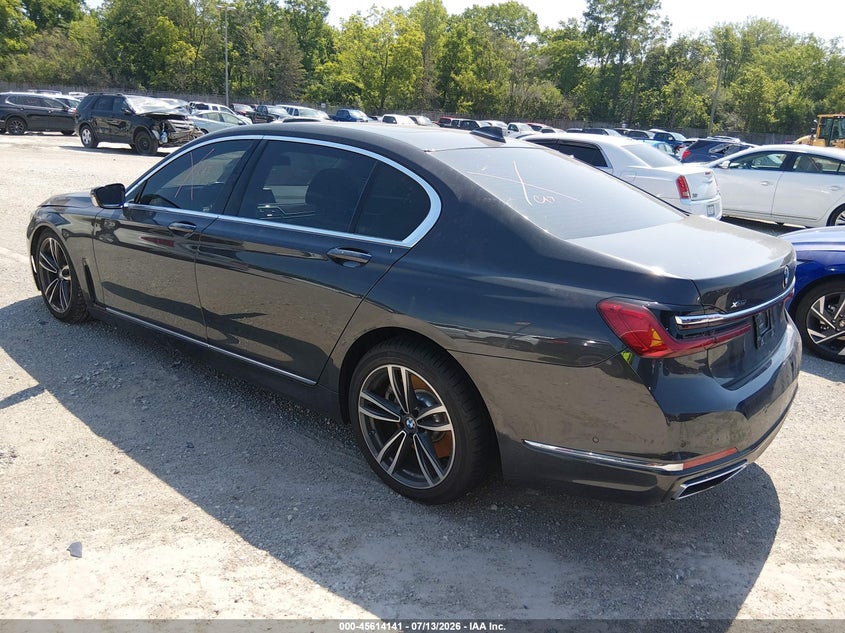 2020 BMW 750I — zdjęcie 3