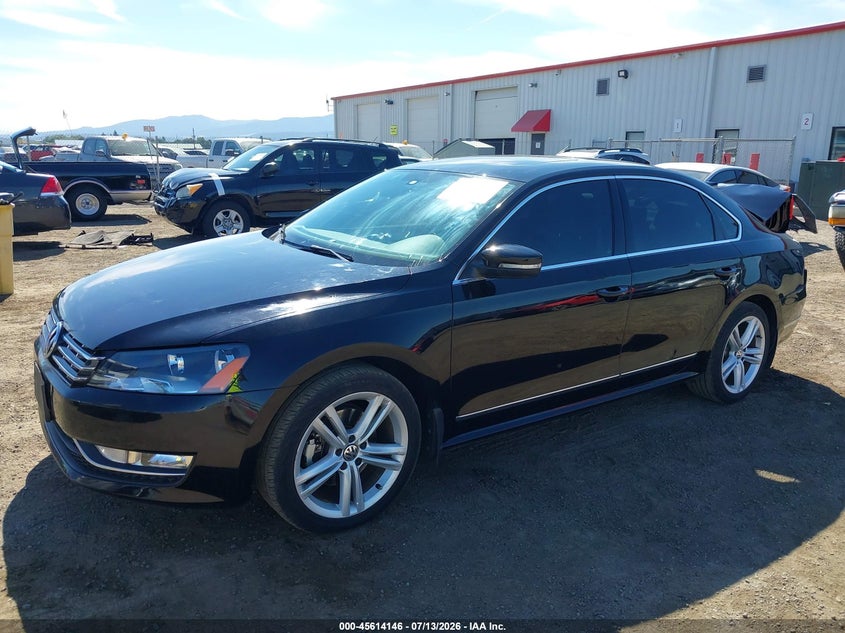 2014 Volkswagen Passat, Rear, IAAI, VIN 1VWCT7A34EC032989 — photo 2