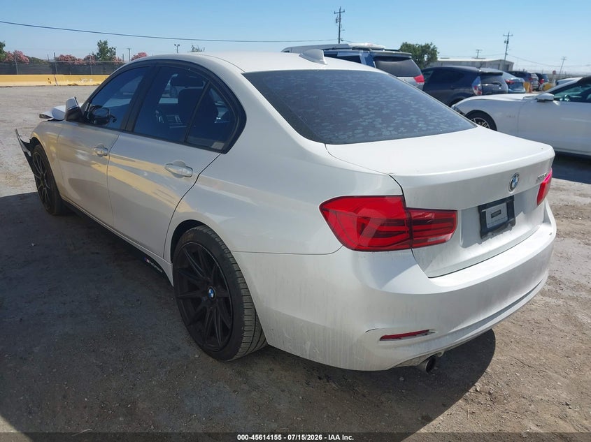 Vin: wba8a9c56jad27803, lot: 46112605, bmw 320i 20183