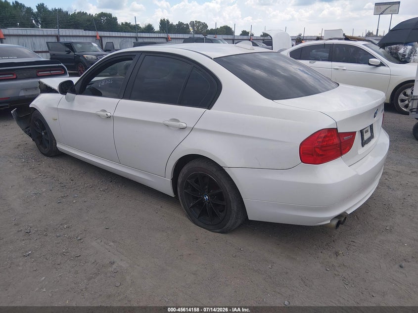 Vin: wbaph7g53anm54228, lot: 46112608, bmw 328i 20103