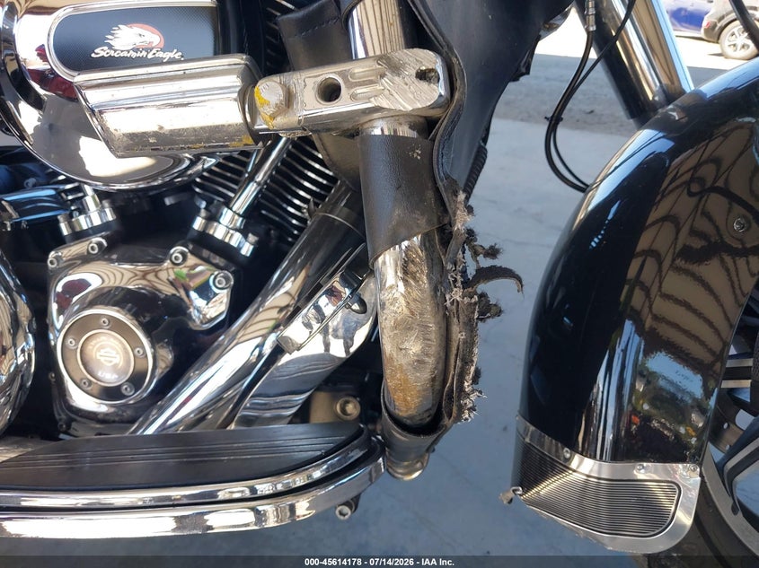 2014 Harley-Davidson Flhr Road King VIN: 1HD1FBM17EB627399 Lot: 45614178