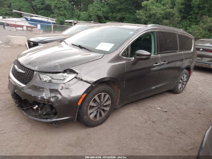 2021 CHRYSLER PACIFICA auction photo 2
