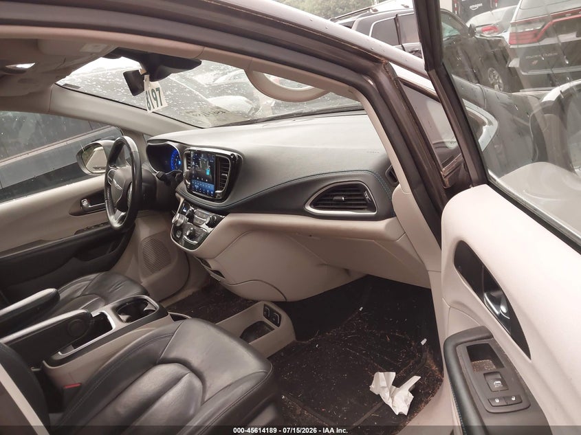 2021 CHRYSLER PACIFICA auction photo 5