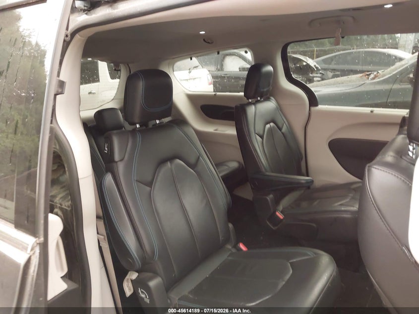 2021 CHRYSLER PACIFICA auction photo 8