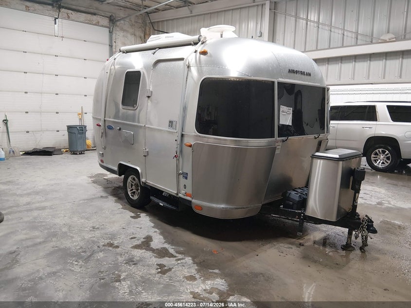 2016 AIRSTREAM BAMBI SPORT SERIES M auction photo 1