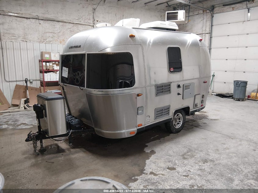 2016 AIRSTREAM BAMBI SPORT SERIES M auction photo 2