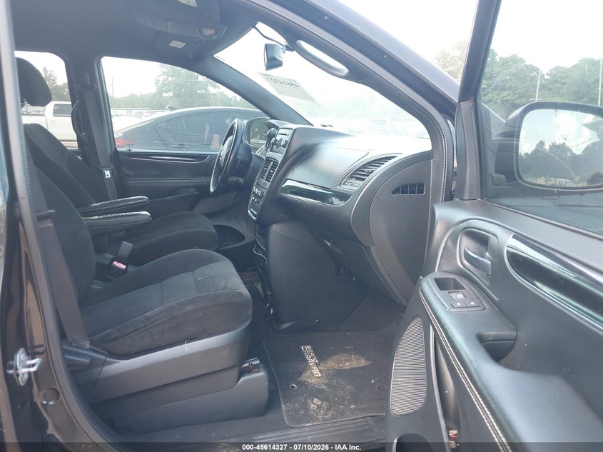 2017 DODGE GRAND CARAVAN auction photo 5