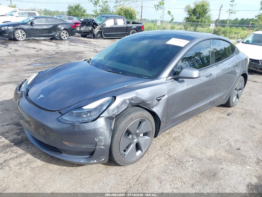 2023 Tesla Model 3, Right Side, IAAI, VIN 5YJ3E1EAXPF652190 — photo 2