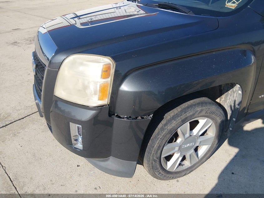 2010 GMC TERRAIN auction photo 6