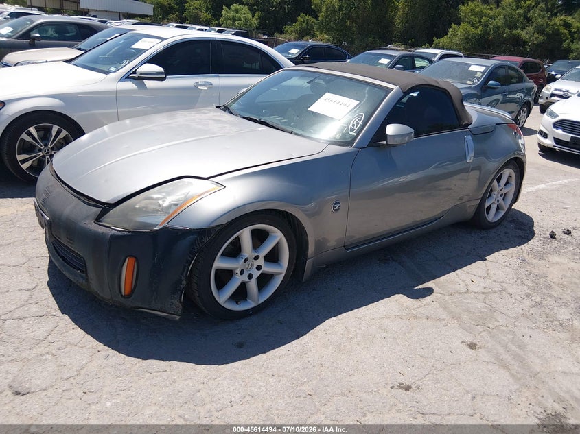 2004 NISSAN 350Z auction photo 2