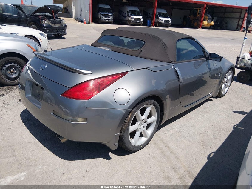2004 NISSAN 350Z auction photo 4