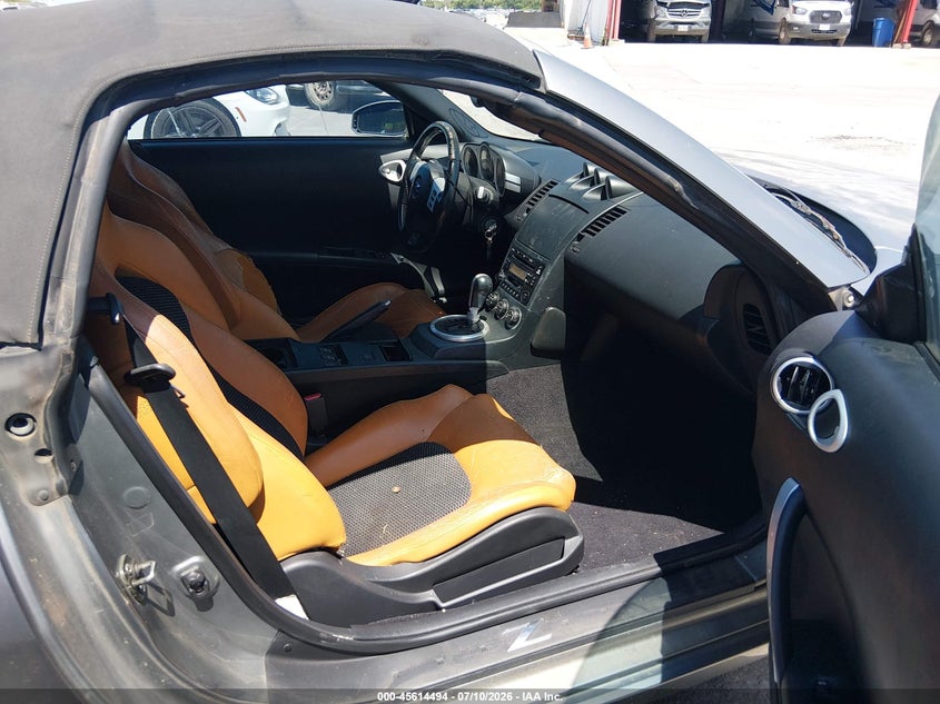 2004 NISSAN 350Z auction photo 5