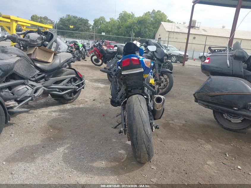 2015 Suzuki Gsx-R600 VIN: JS1GN7FAXF2101014 Lot: 45614548