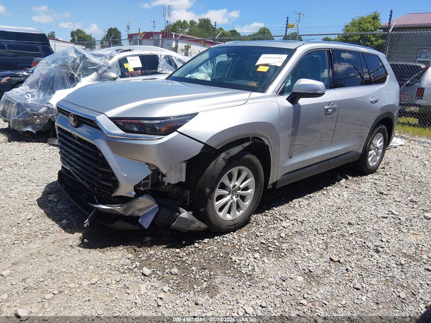 2025 TOYOTA GRAND HIGHLANDER auction photo 2