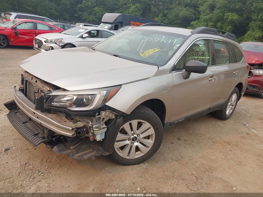 2019 Subaru Outback, Right Side, IAAI, VIN 4S4BSABC6K3371872 — photo 2
