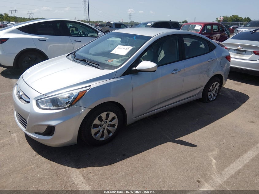 2017 HYUNDAI ACCENT auction photo 2