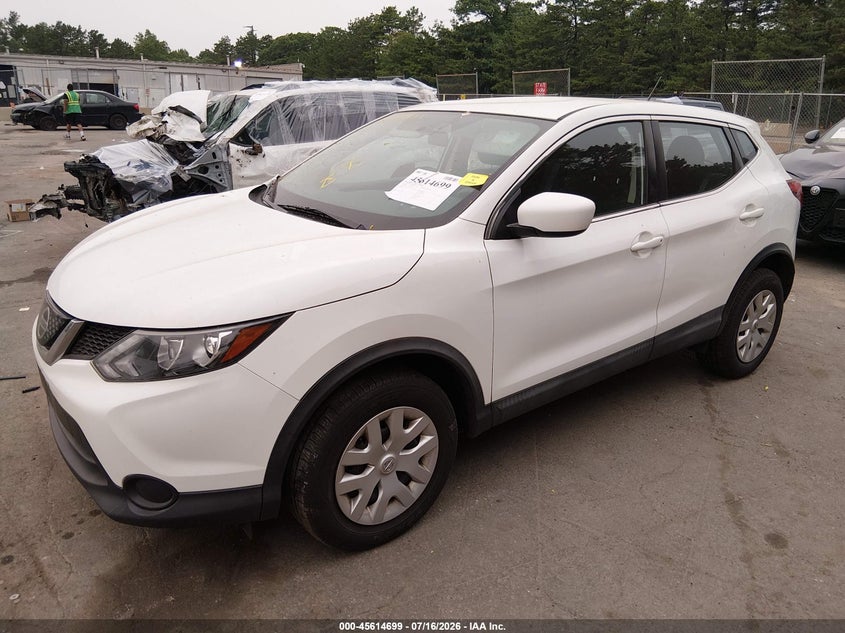 2018 NISSAN ROGUE SPORT auction photo 2