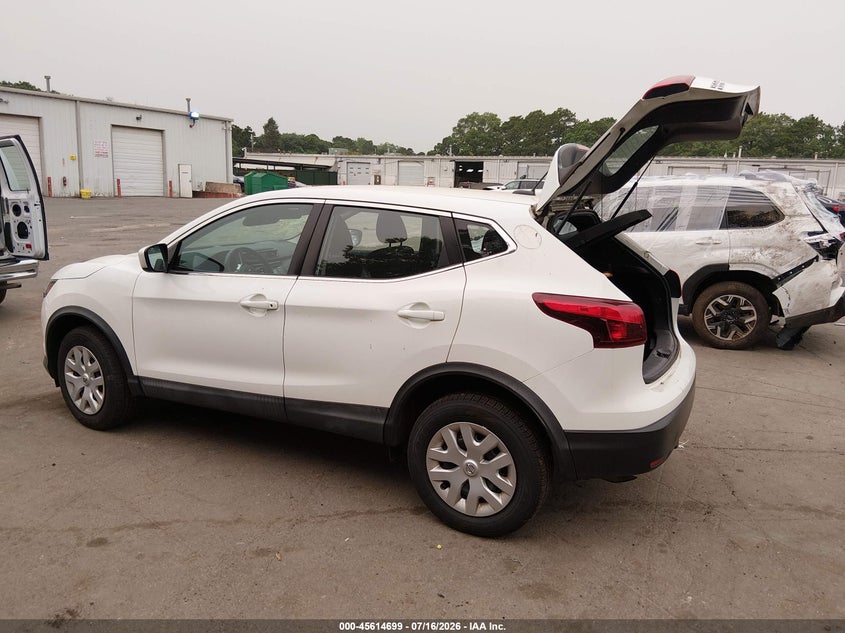 2018 NISSAN ROGUE SPORT auction photo 3