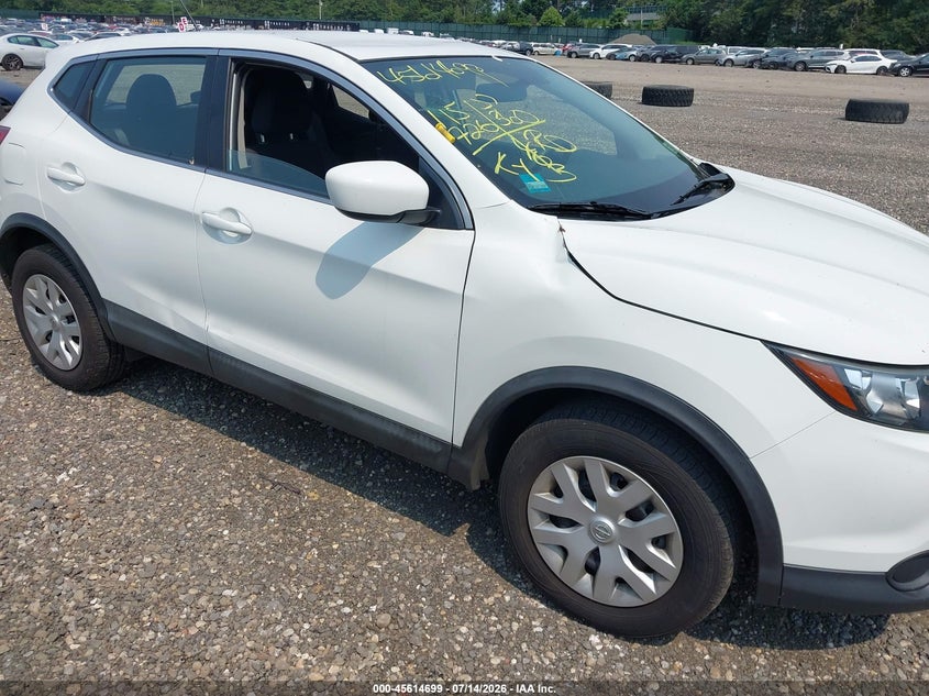 2018 NISSAN ROGUE SPORT auction photo 6