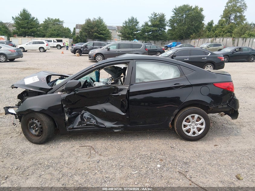 2013 Hyundai Accent Gls VIN: KMHCT4AE2DU556391 Lot: 45614724