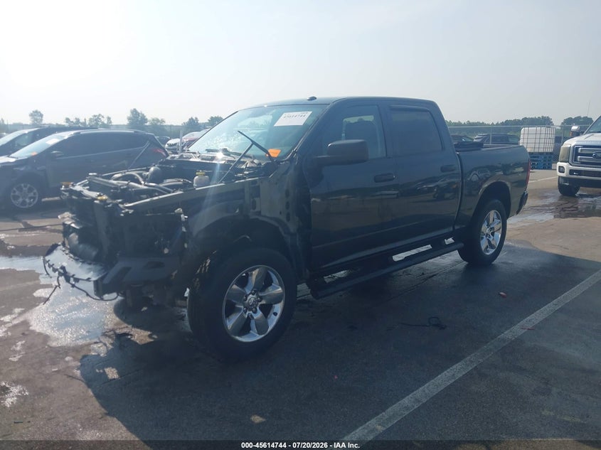 Vin: 3c6rr7ktxhg646285, lot: 46113194, ram 1500 express  4x4 5'7 box 20172