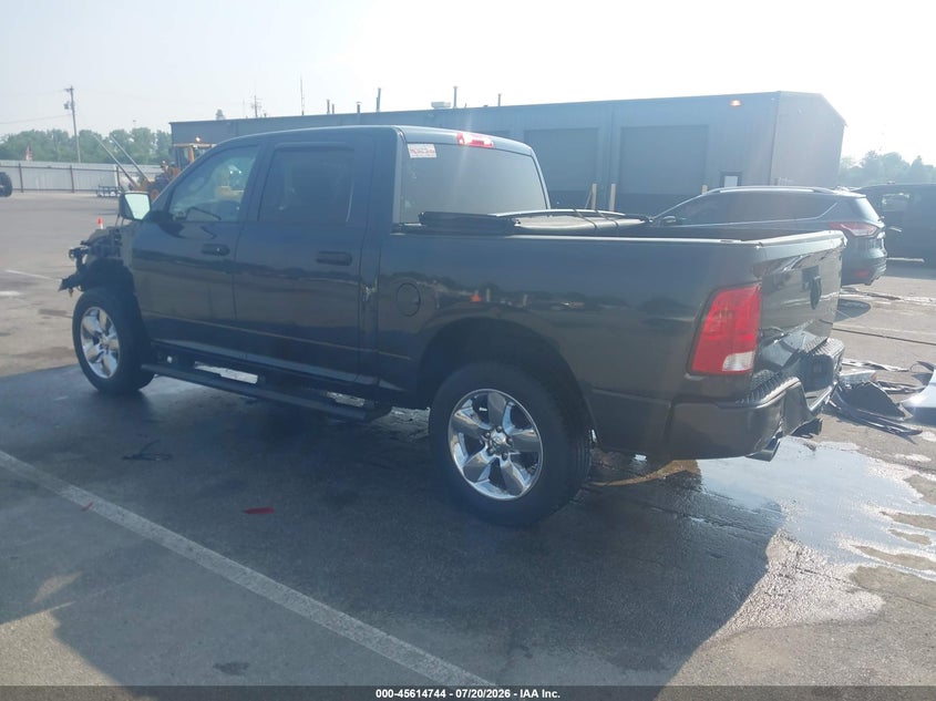 Vin: 3c6rr7ktxhg646285, lot: 46113194, ram 1500 express  4x4 5'7 box 20173