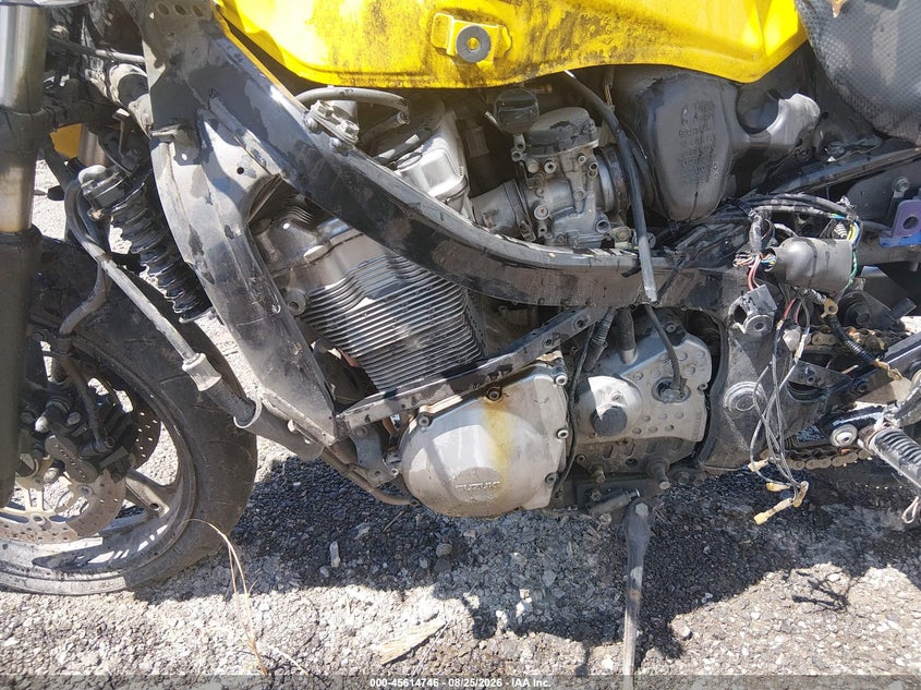 SUZUKI GSX600 2002