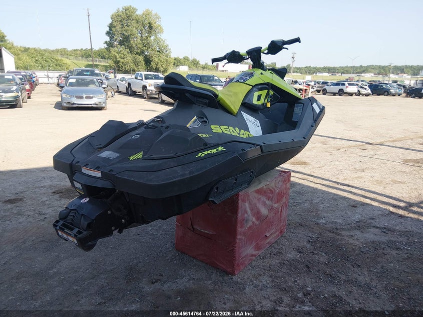 2023 SEADOO SPARK auction photo 4
