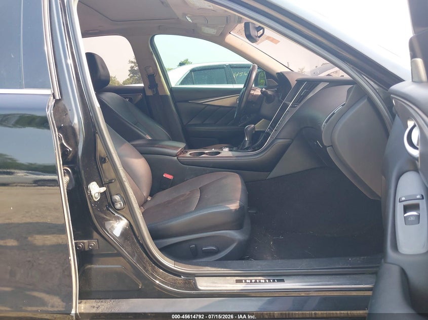 2016 INFINITI Q50 auction photo 5