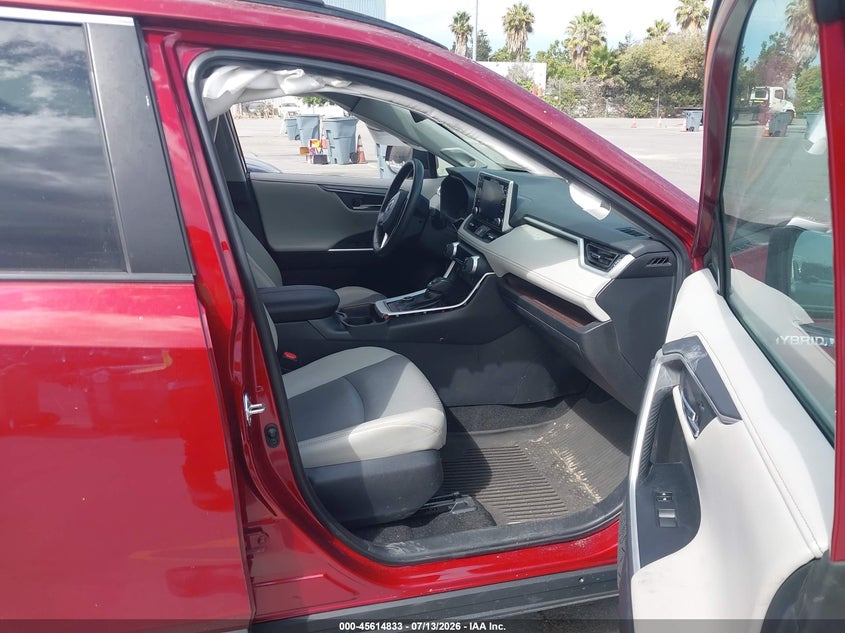2021 TOYOTA RAV4 HYBRID auction photo 5