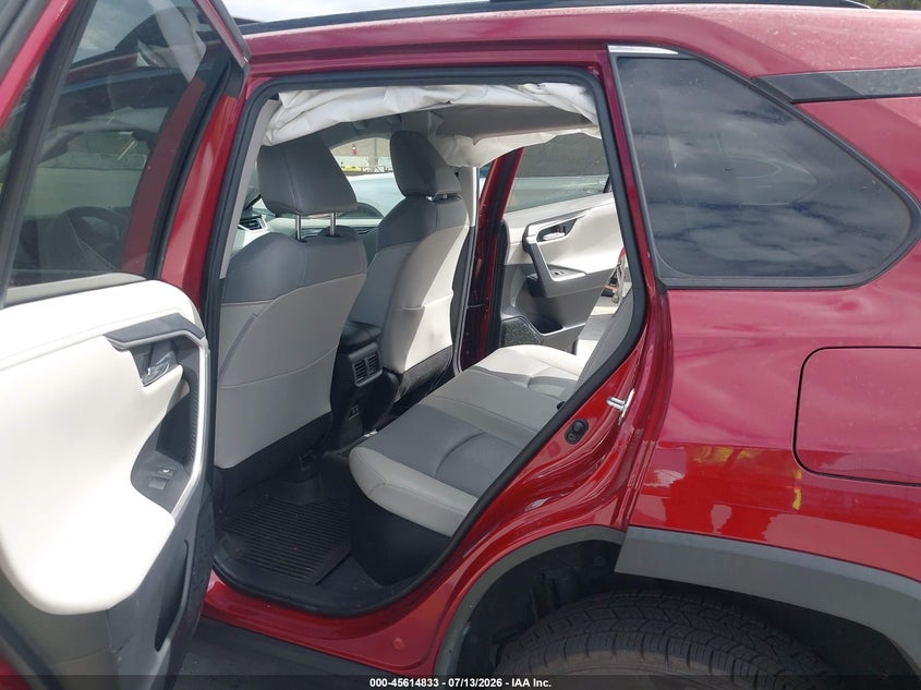 2021 TOYOTA RAV4 HYBRID auction photo 8