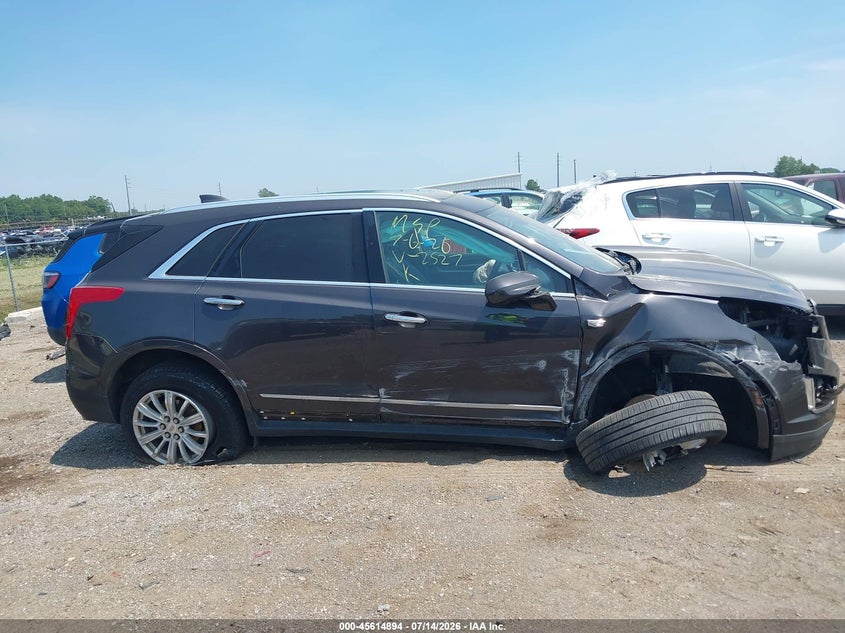 2017 Cadillac Xt5 Luxury VIN: 1GYKNDRSXHZ172527 Lot: 45614894
