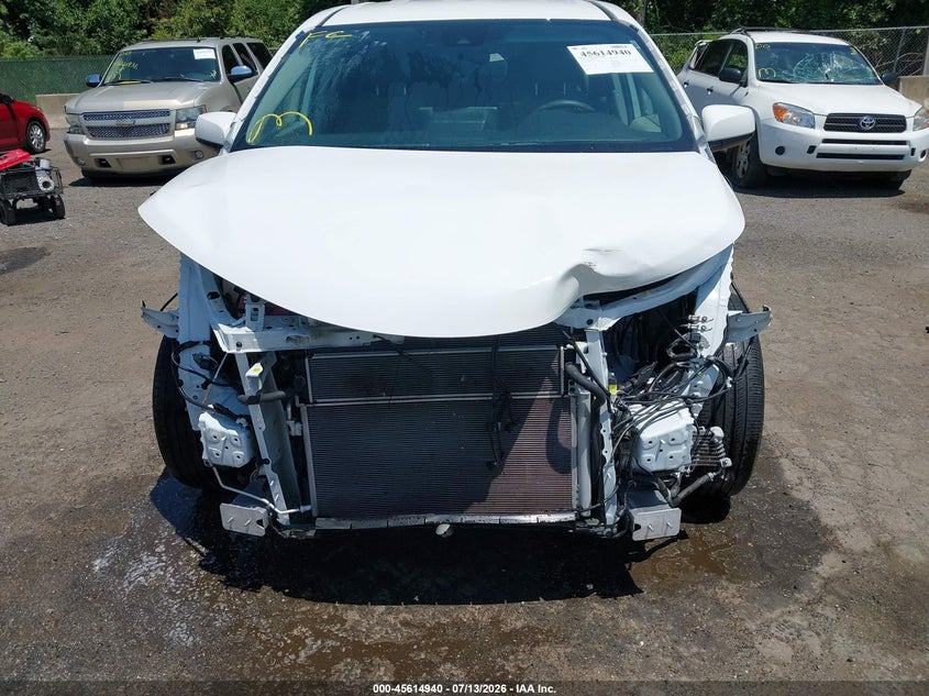 2024 Toyota Sienna Le VIN: 5TDKRKECXRS207261 Lot: 45614940