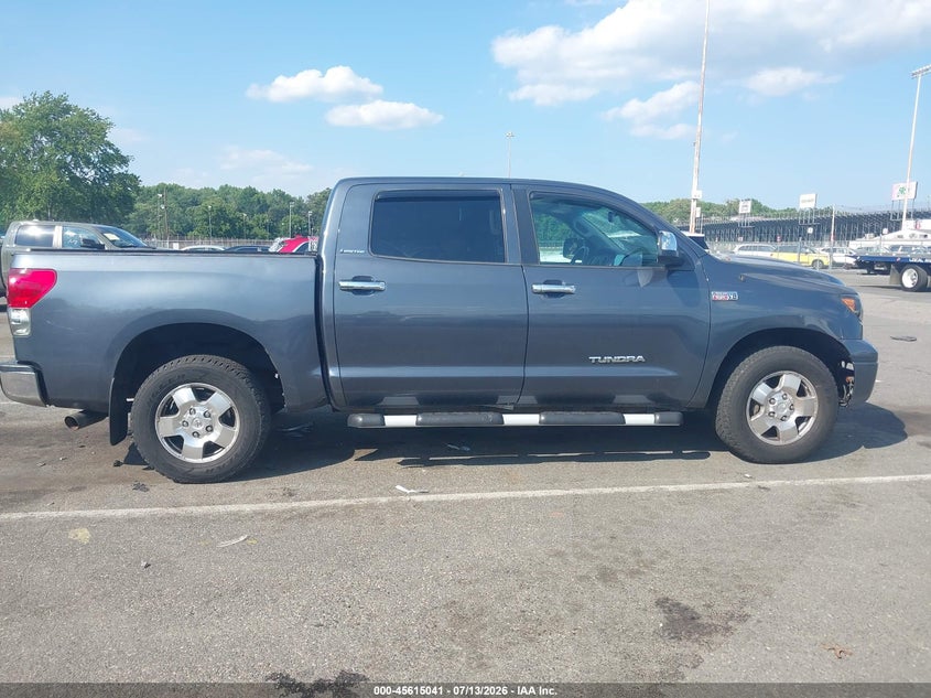 2007 Toyota Tundra Limited 5.7L V8 VIN: 5TBDV58147S483599 Lot: 45615041
