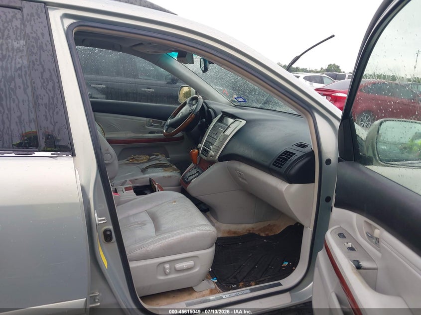 2004 LEXUS RX 330 auction photo 5