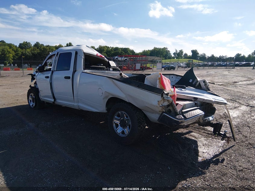 Vin: 3c6ur5hj2kg721329, lot: 46113519, ram 2500 tradesman  4x4 8' box 20193