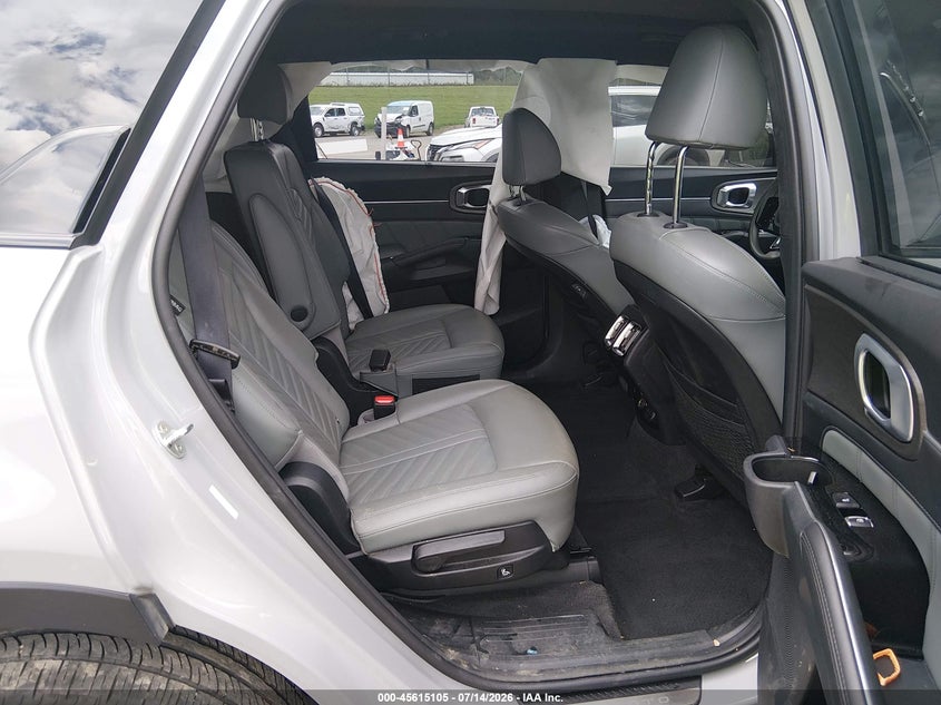 2024 KIA SORENTO auction photo 8