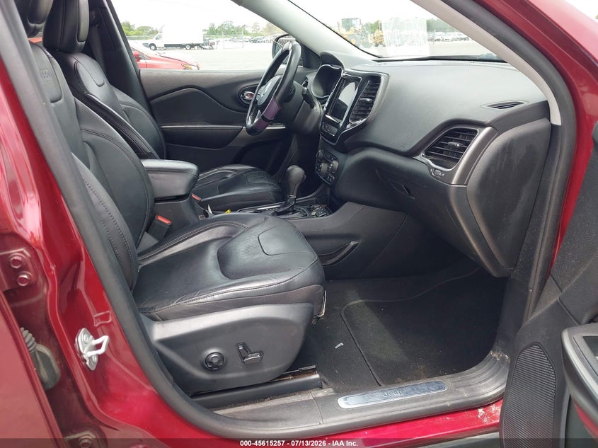 2020 JEEP CHEROKEE auction photo 5